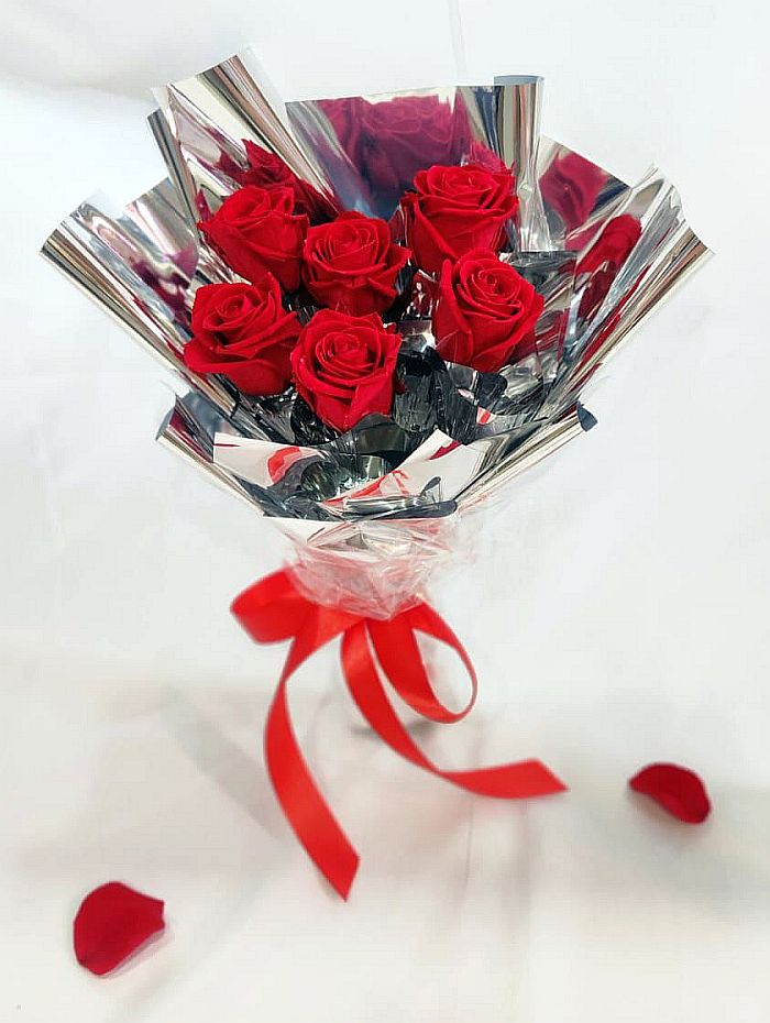 Shimmer Red Rose Passion - 6 stalks preserved red rose bouquet